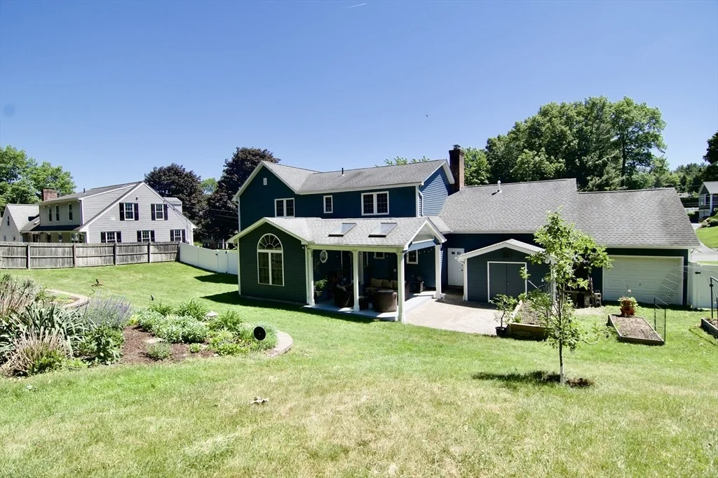 Photo of 83 Pineridge Dr