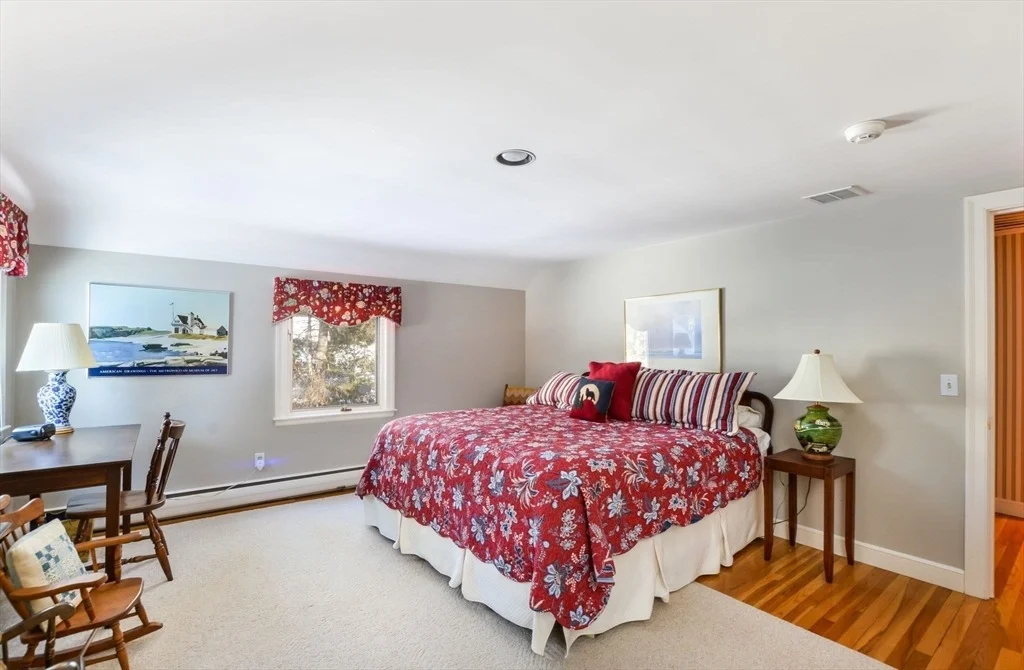 Photo of 110 Cherry Brook Rd
