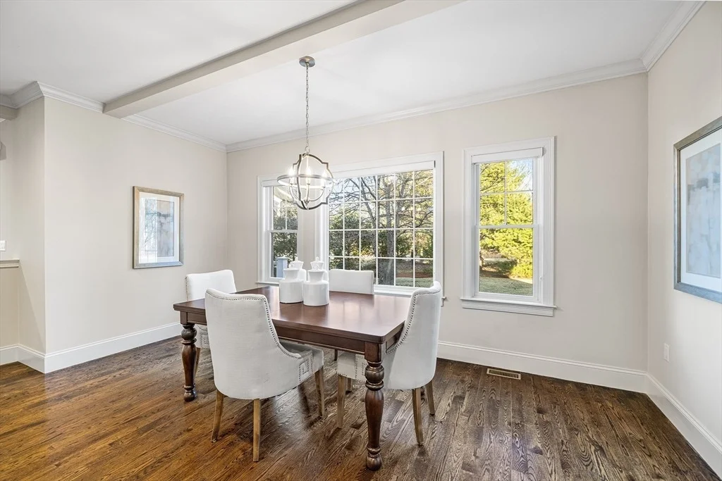 Photo of 117 Nobscot Dr