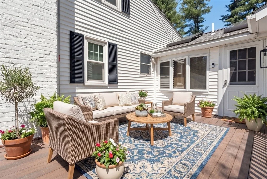 Photo of 9 Stonebridge Rd