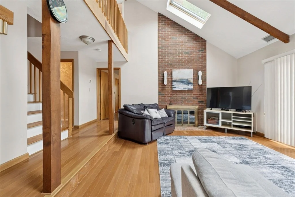 Photo of 20 Murdock Rd