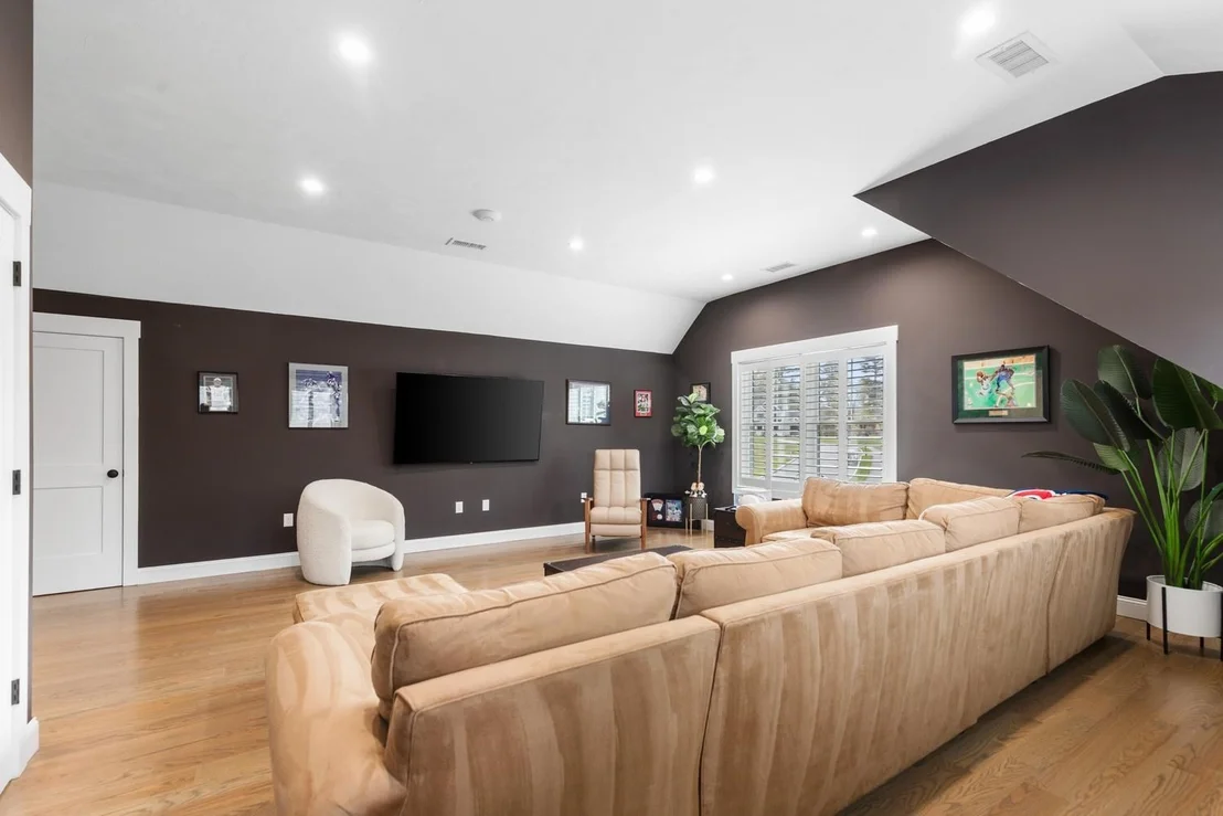 Photo of 9 Shay Ln