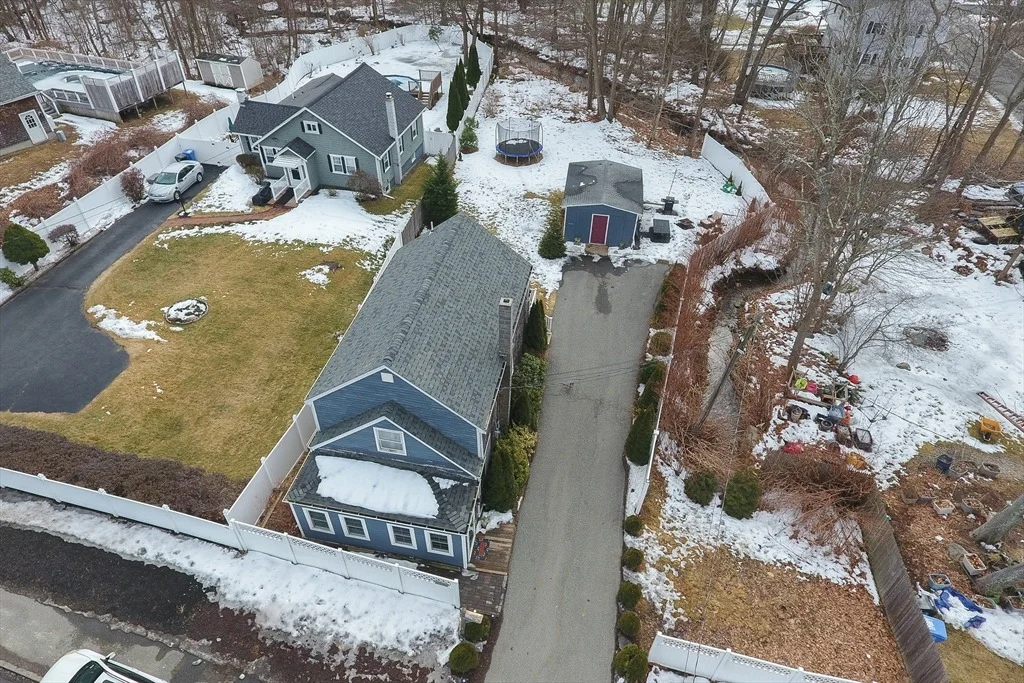 Photo of 832 Temple Street
