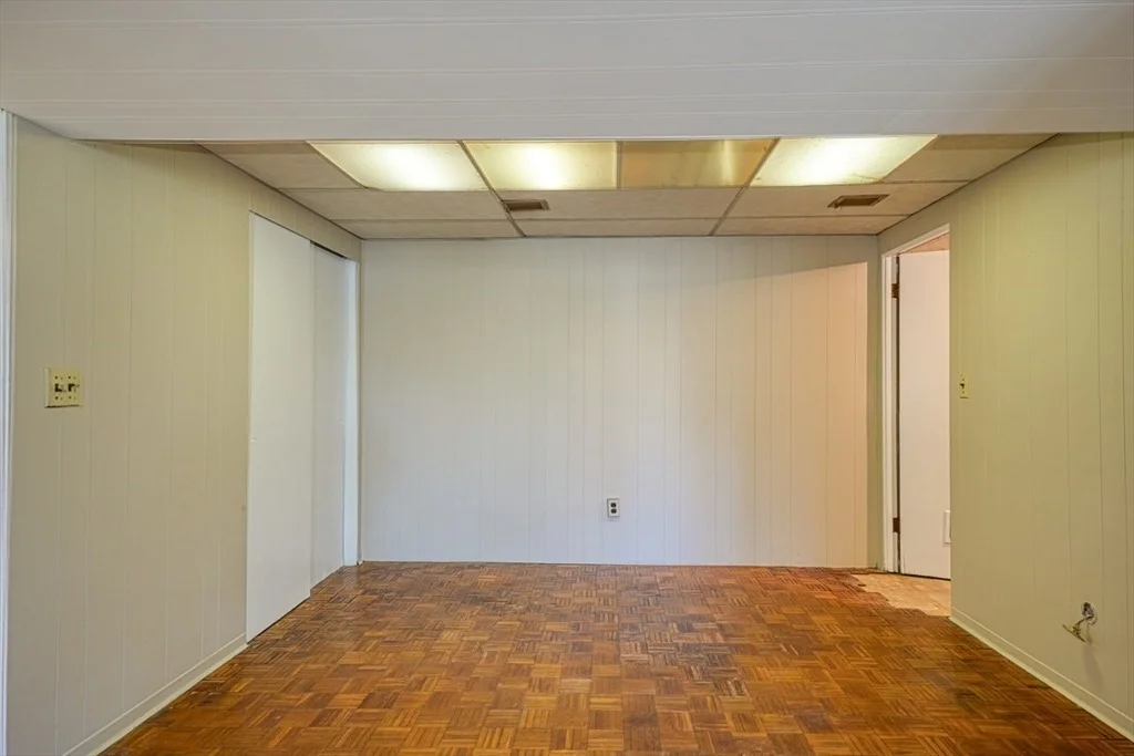 Photo of 49 Lanewood Ave