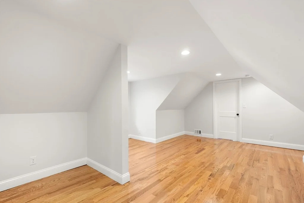 Photo of 48 Beeler Avenue