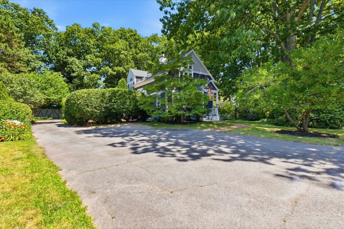 Photo of 2 Coombs Circle