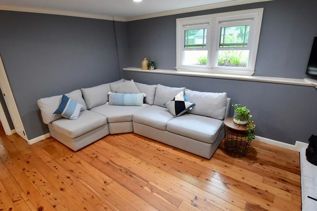 Photo of 2 Clare Cir.