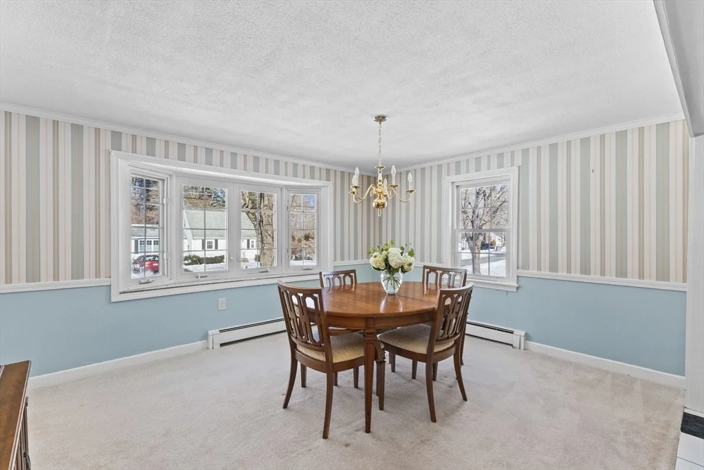 Photo of 39 Macdonald Cir
