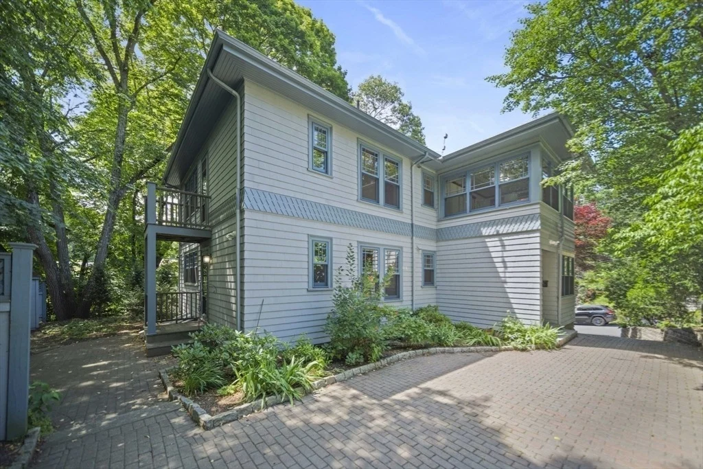Photo of 26 Hillside Rd