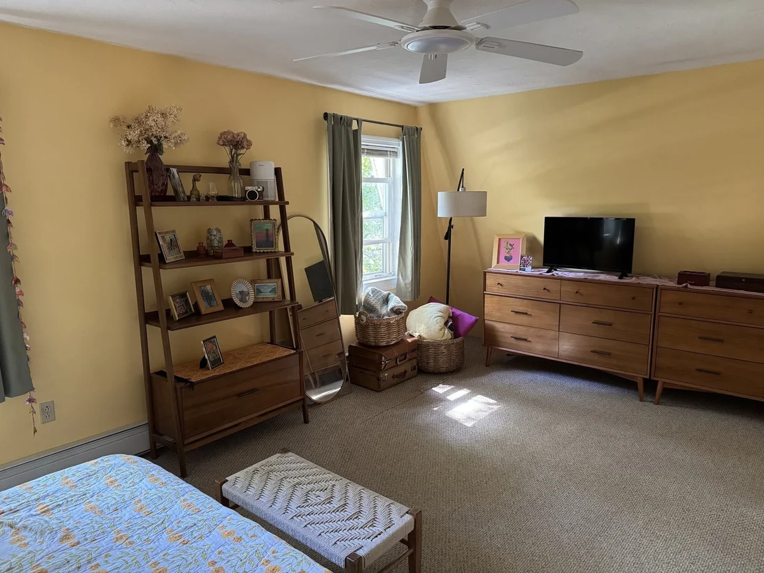 Photo of 121 Copperfield Rd