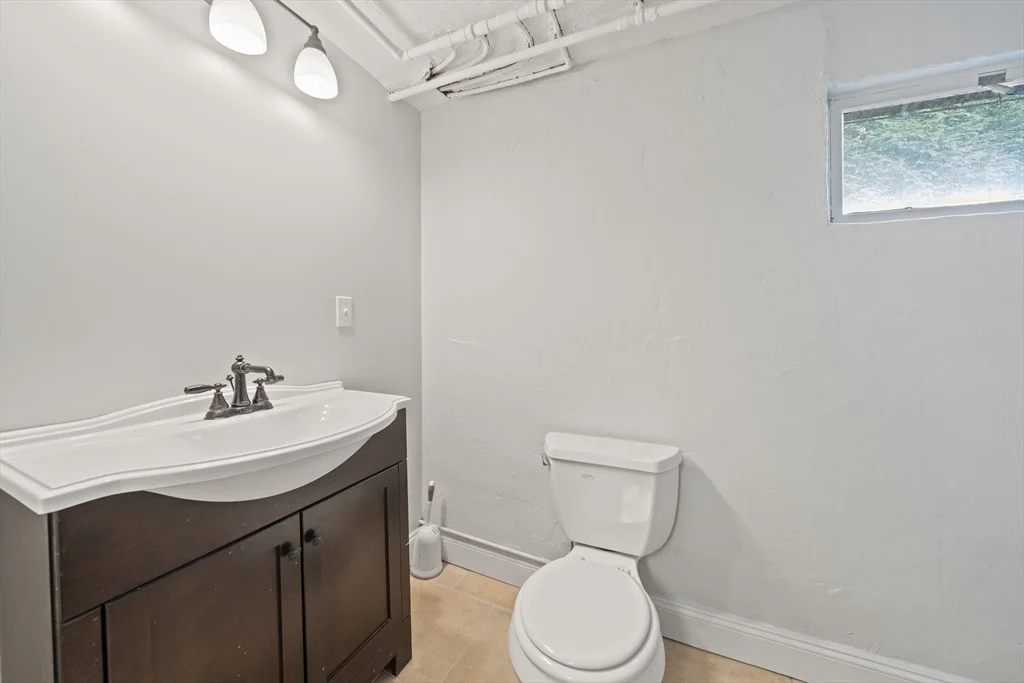 Photo of 447 Dudley Road