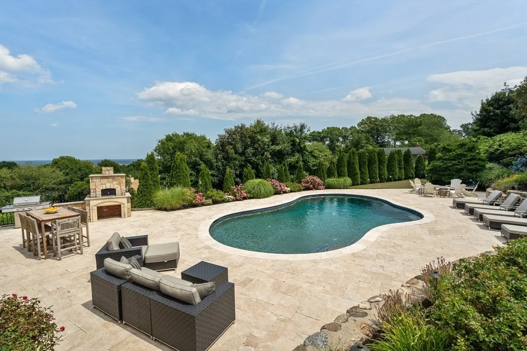 Photo of 18 Holly Hill Circle