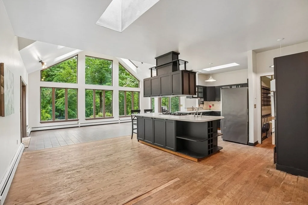 Photo of 76 Foster Rd