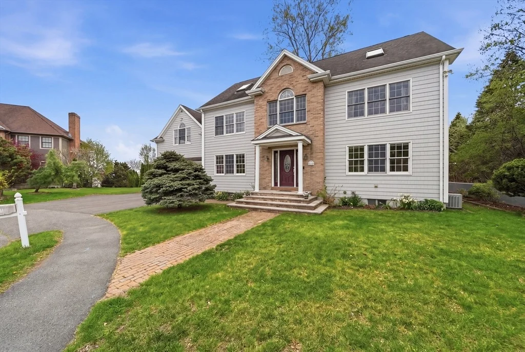 Photo of 131 Range Heights Rd