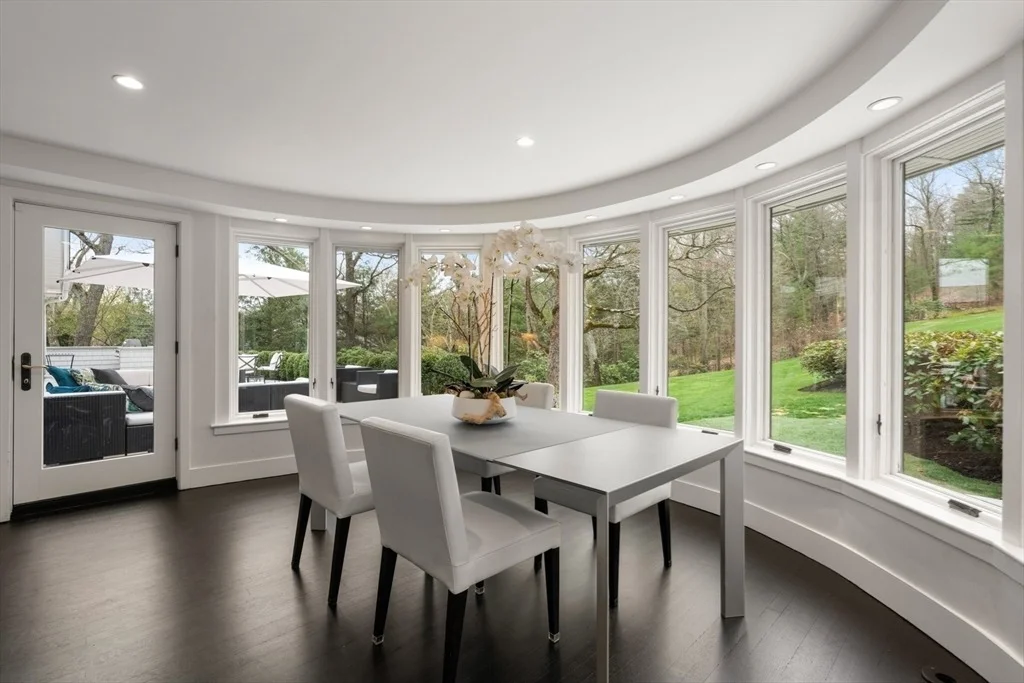 Photo of 44 Meadowbrook Road