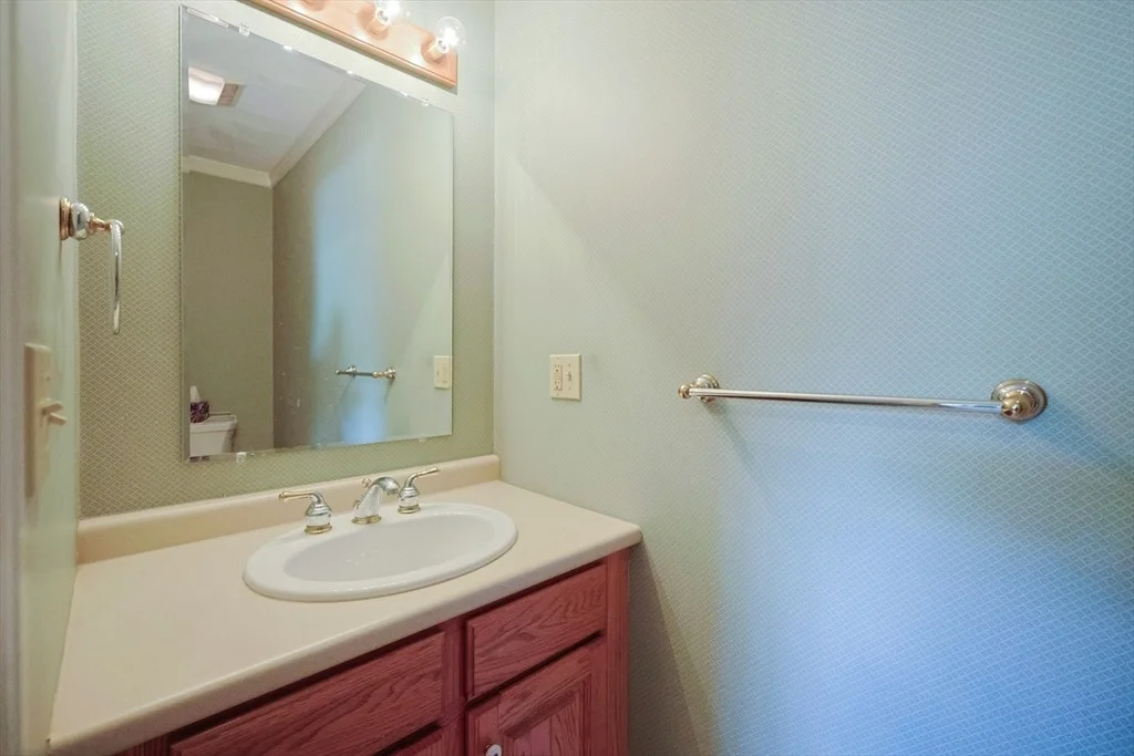 Photo of 46 Pondview Circle