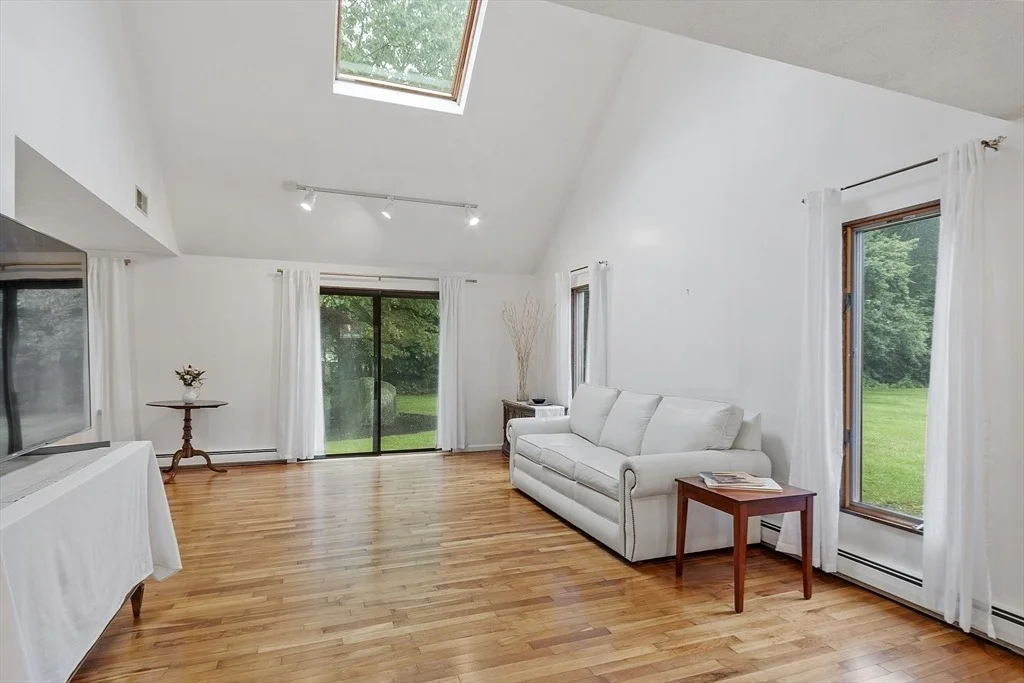 Photo of 11 Hampton Court