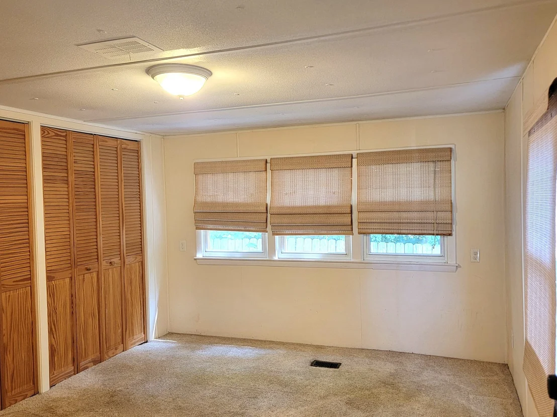 Photo of 73 Maui Dr.