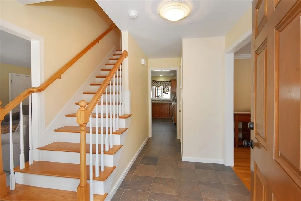 Photo of 7 Carriage Ln