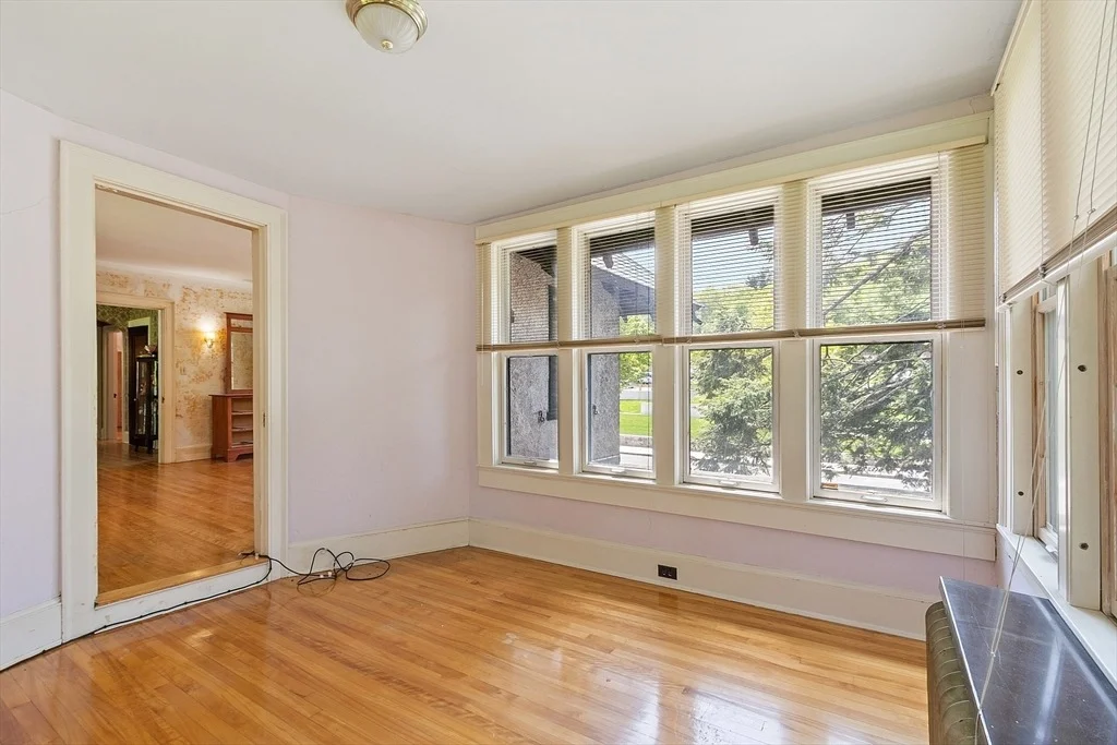 Photo of 298 Highland St