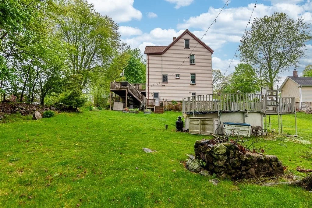 Photo of 85 Emmett Avenue