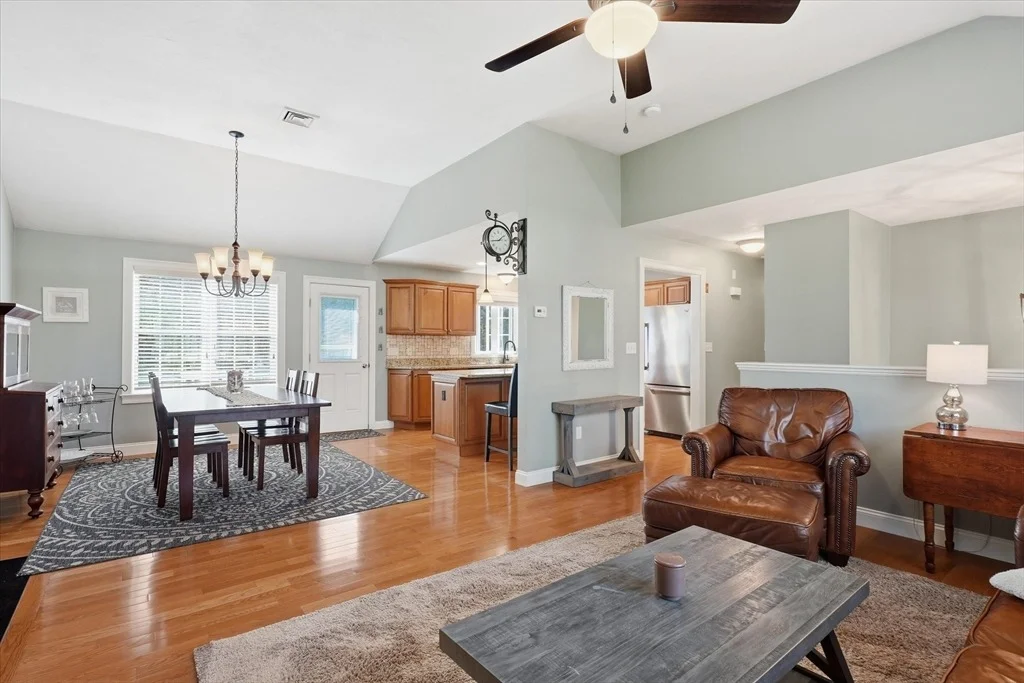 Photo of 20 Fiske Ave