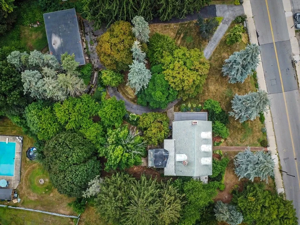 Photo of 165 Berkeley St