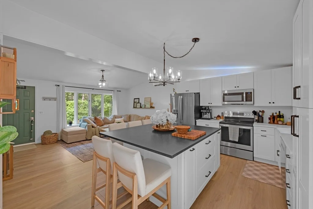 Photo of 850 North Rd