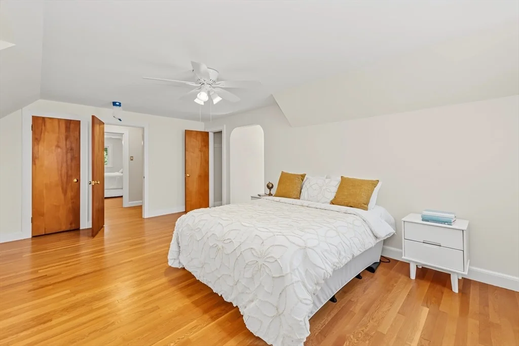 Photo of 661 Common Street
