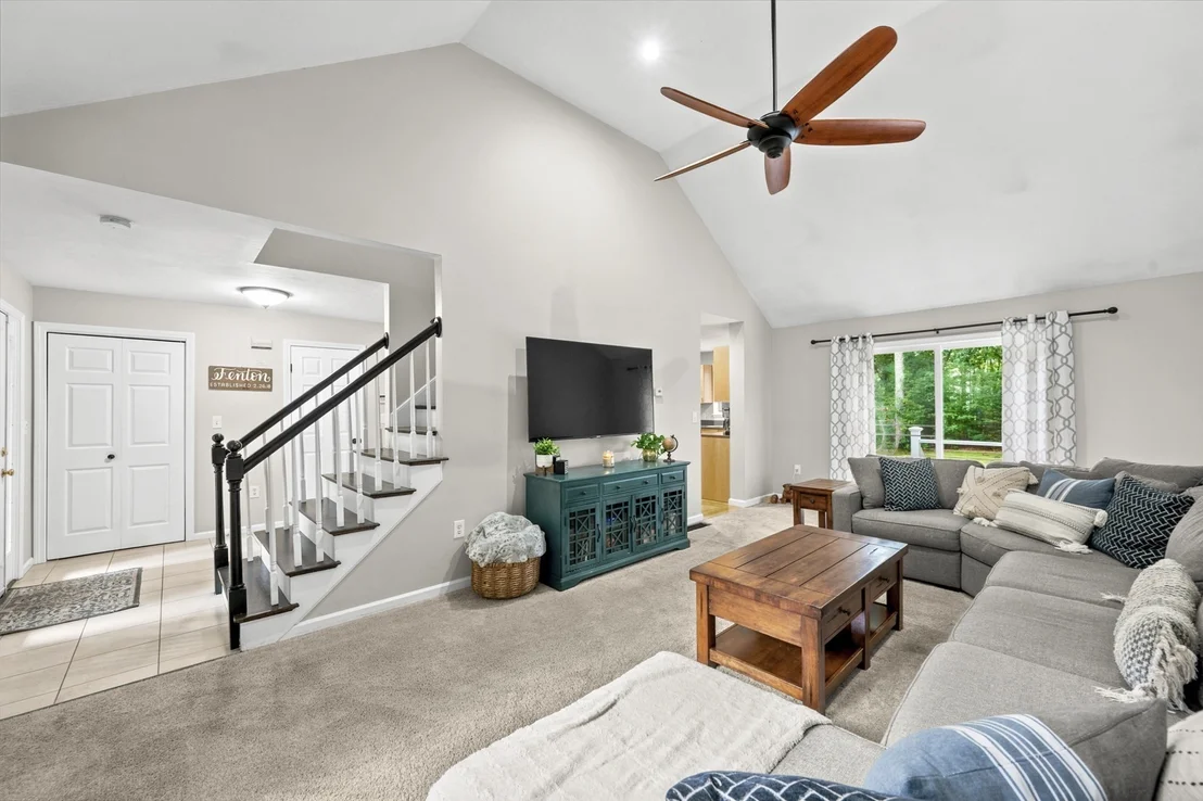 Photo of 37 Phyllis Rd