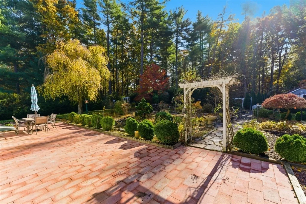 Photo of 6 Emily Ln