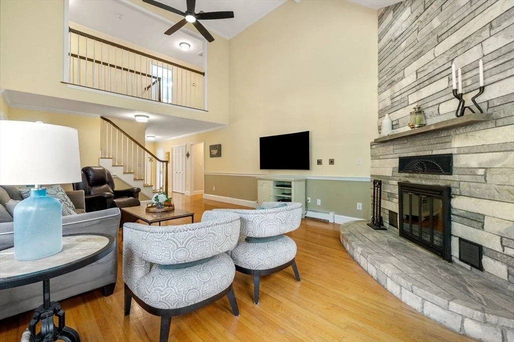 Photo of 359 Holly Rd