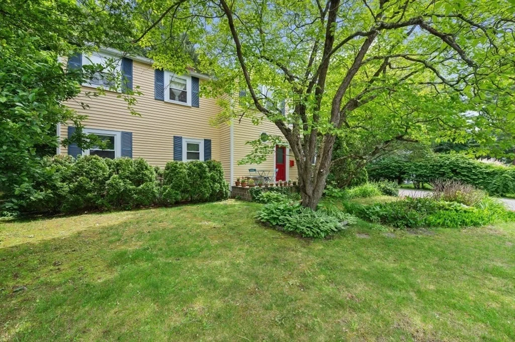 Photo of 18 Edgewood Rd