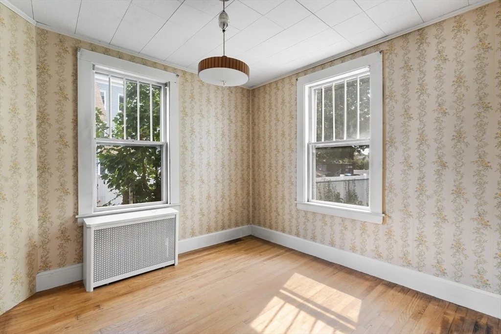 Photo of 80 Walnut St