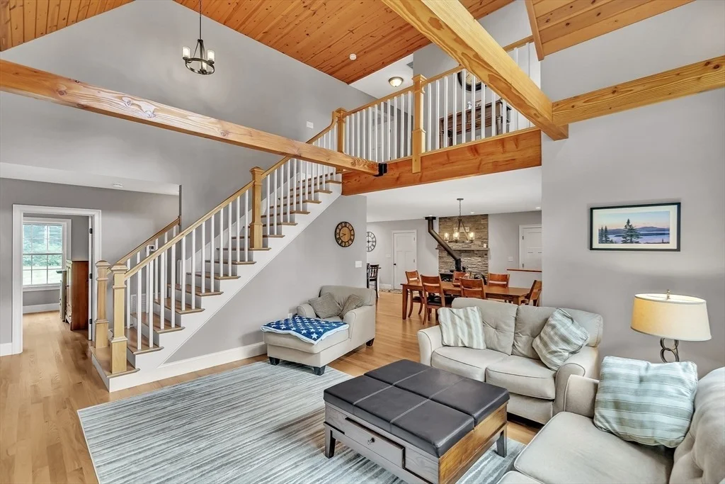 Photo of 33 Massapoag Way