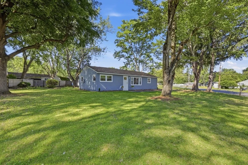 Photo of 43 Sunridge Dr