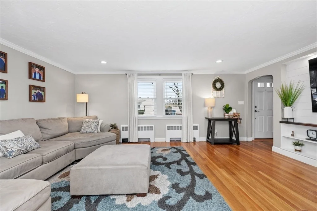 Photo of 10 Shade St