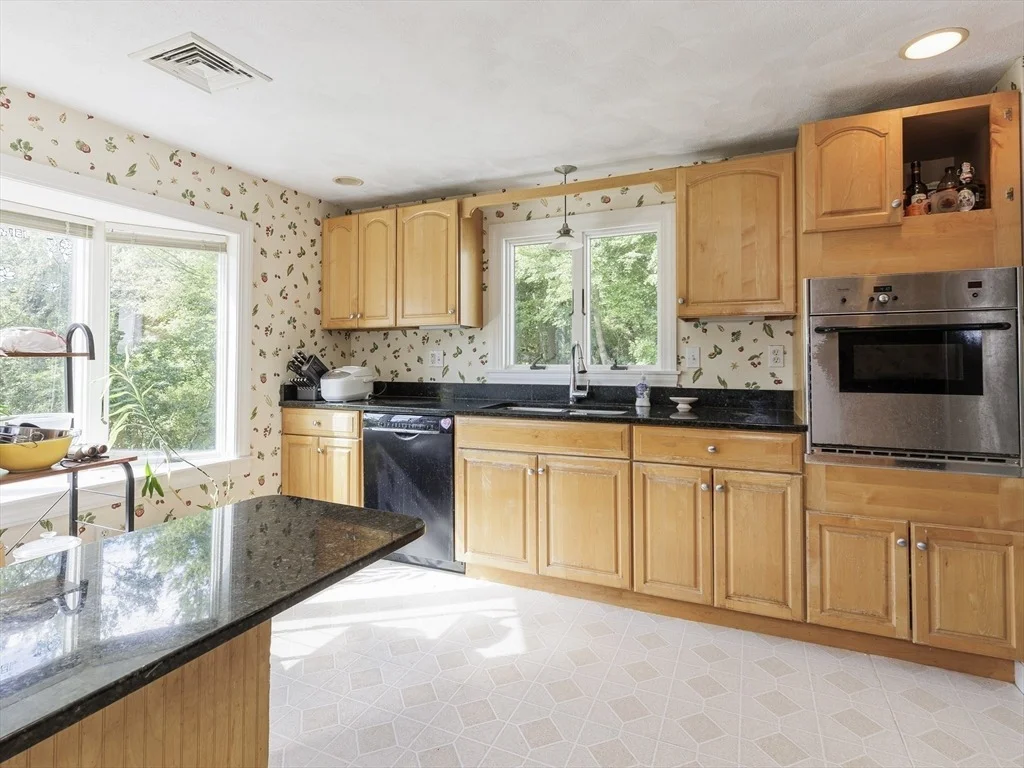Photo of 426 Conant Rd.