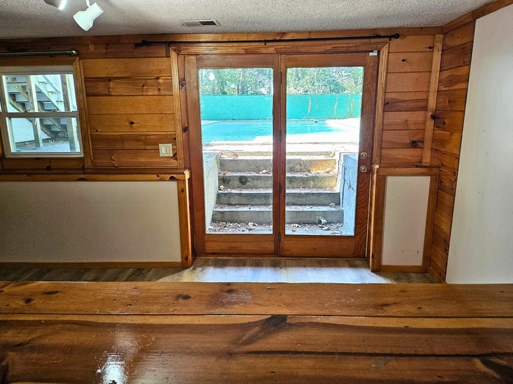 Photo of 5 Stanford Cir