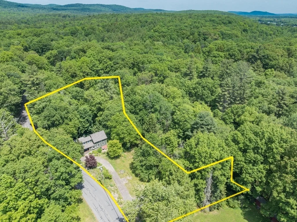 Photo of 44 Linseed Rd