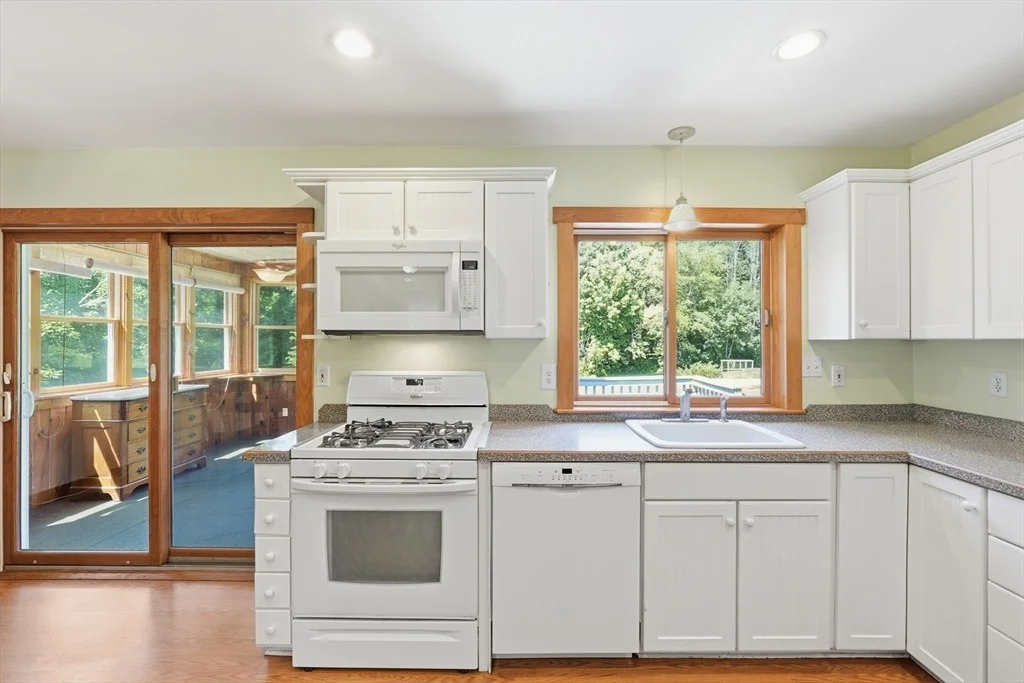 Photo of 15 Thompson Rd