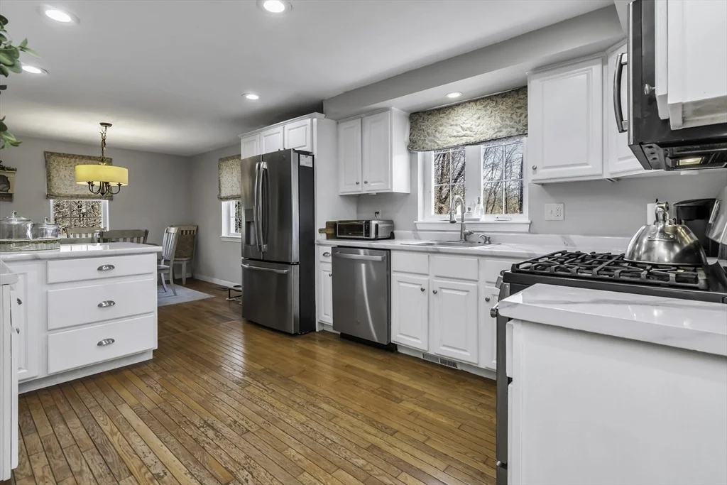 Photo of 7 Bowdoin Dr