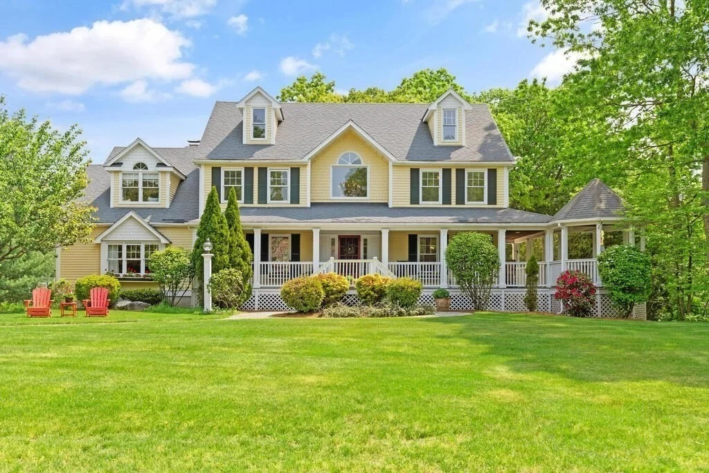 Photo of 30 Lisa Dr