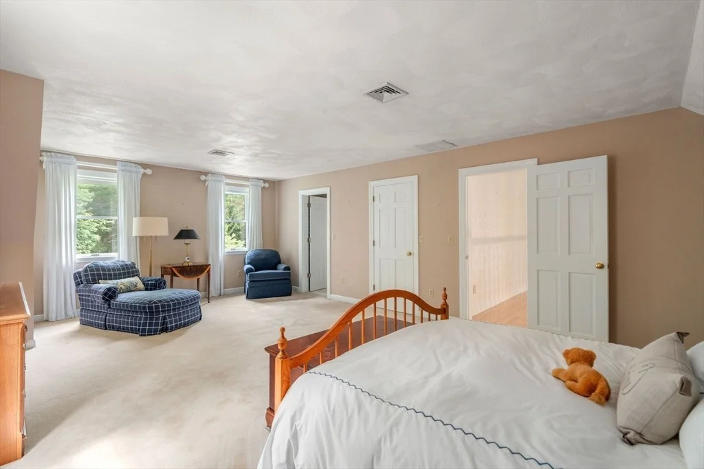 Photo of 8 Pleasant Street