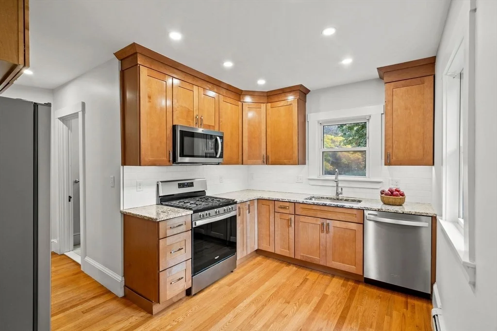 Photo of 24 Vaille Ave