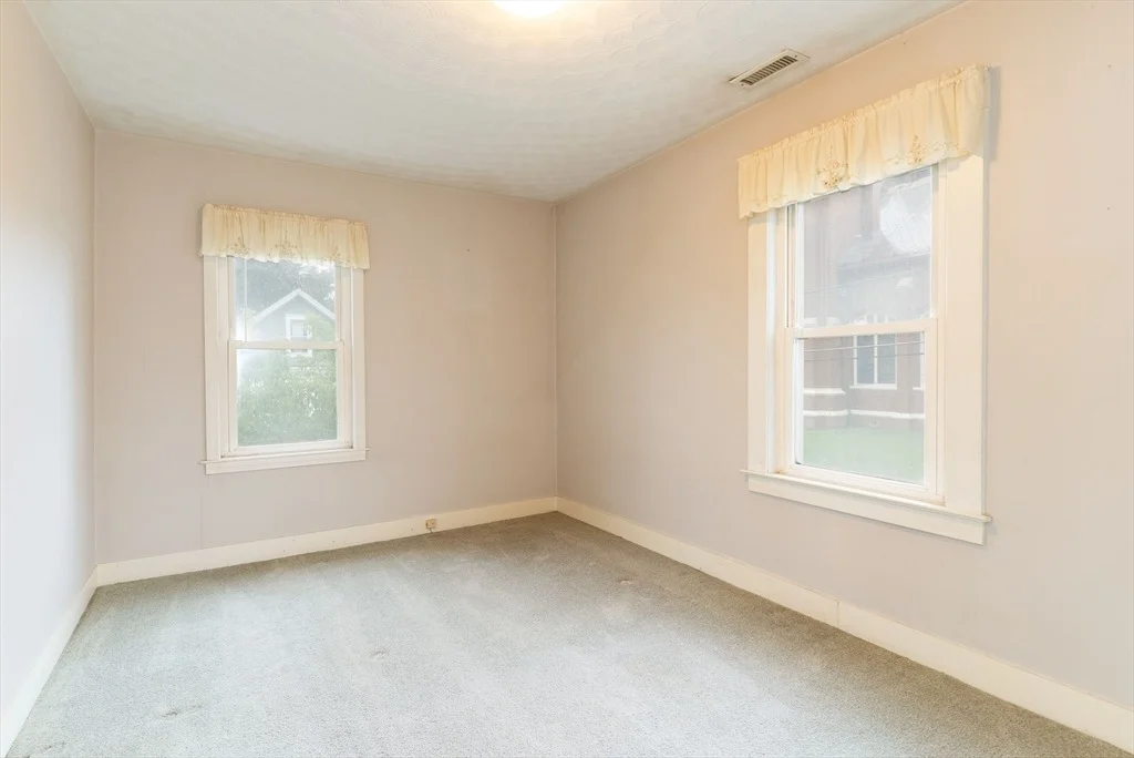 Photo of 6 Maynard St