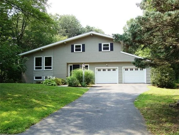 Photo of 15 Juniper Brook
