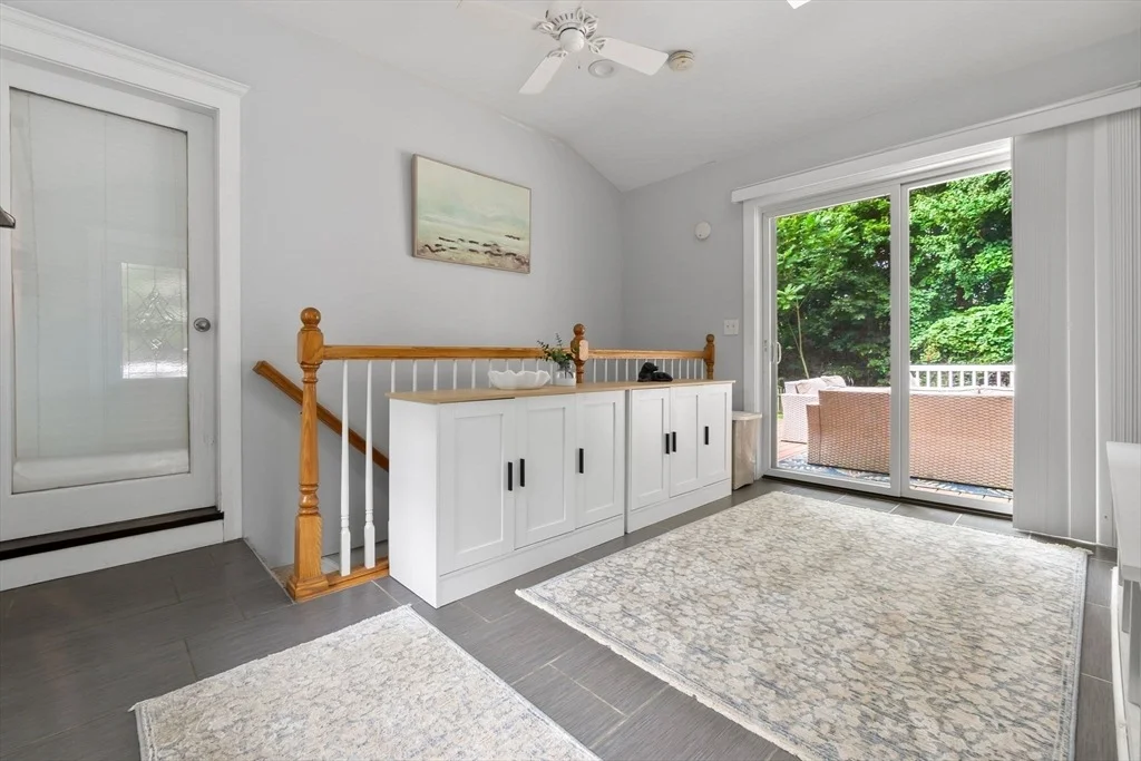 Photo of 55 Old Ferry Rd
