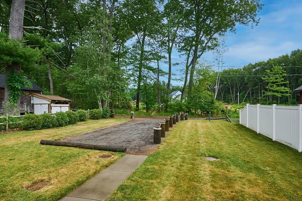 Photo of 238 Dox Rd