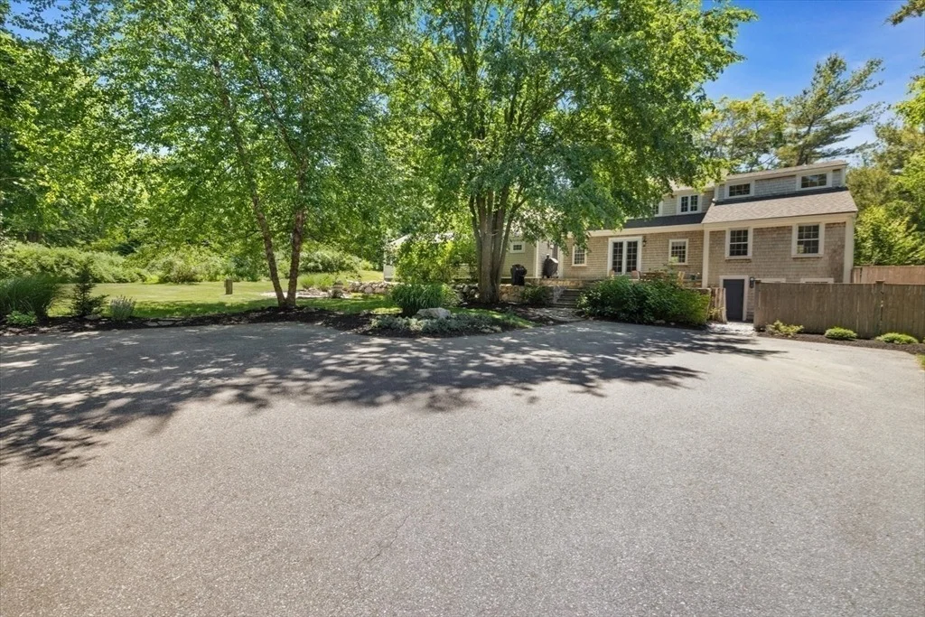 Photo of 100 Clapp Road